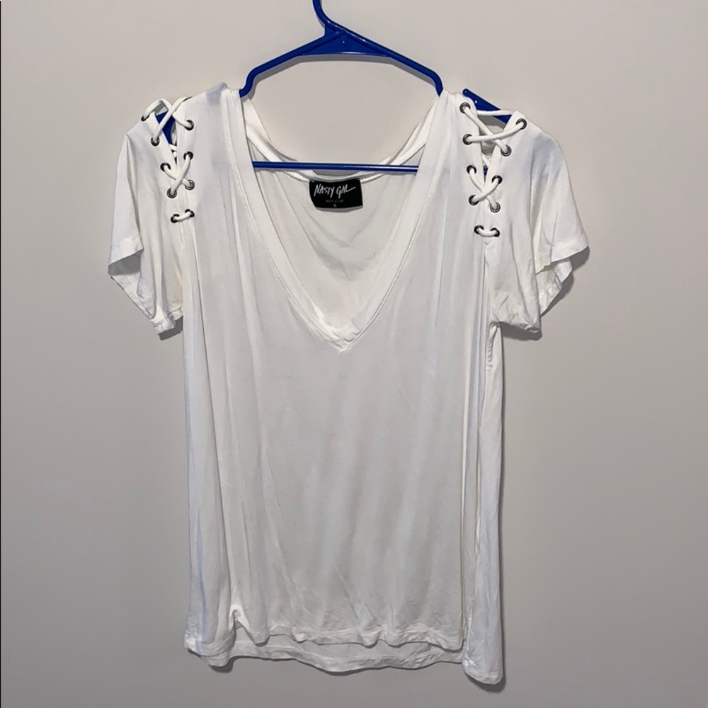 Nasty Gal white v neck tee